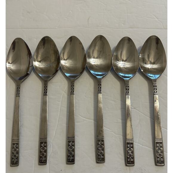 Vintage Customcraft Fluer De Lis Set Of 6 Soup/Dinner Spoon Stainless Flatware - Picture 2 of 7